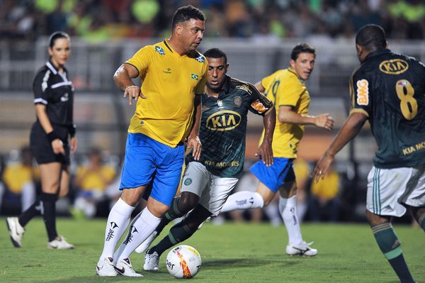 之下进行 之下进行