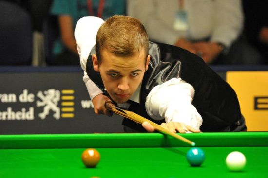 受波动影响 受波动影响